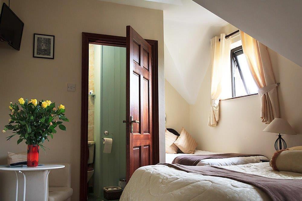 Woodview Lodge B&B Breaffy Szoba fotó